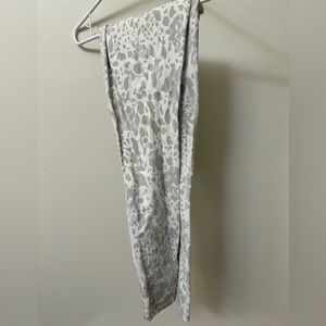 White Cheetah Luluemon Leggings!